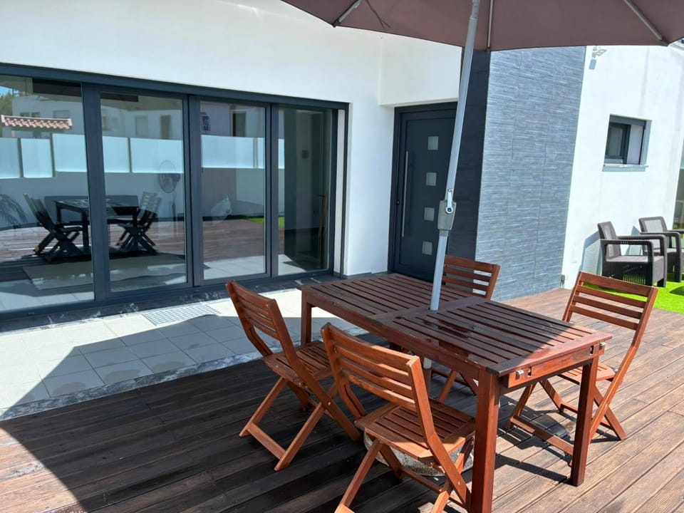 Patio, View (from property/room), Balcony/Terrace, Dining area