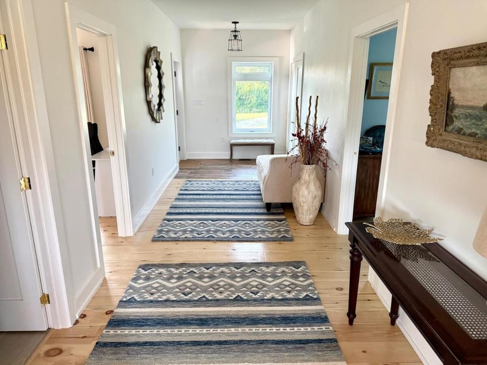 The Bluebird Lodge French River - Pet friendly House in French River
