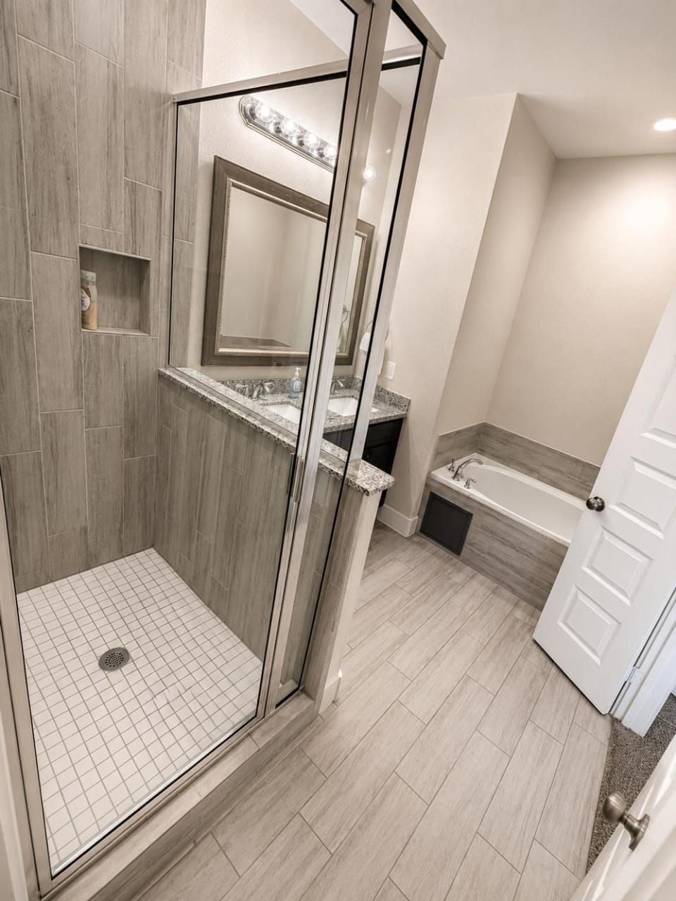Luxury Townhome 3BR Med Center 5 Beds House in Harris County