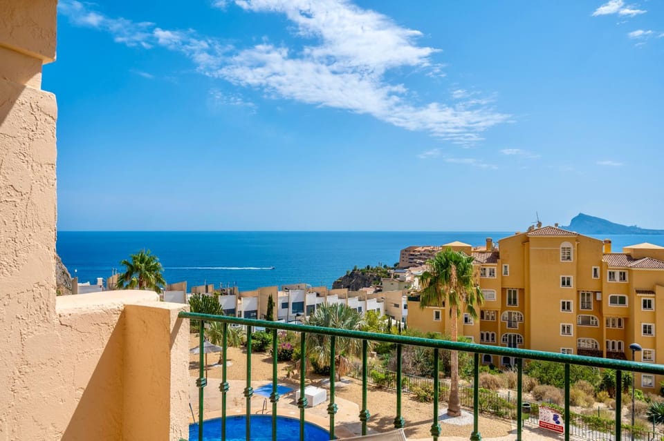 View (from property/room), Balcony/Terrace, Mountain view, Sea view