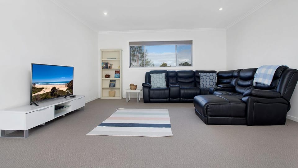 Glossies coastal Retreat Bed and Breakfast in Valla