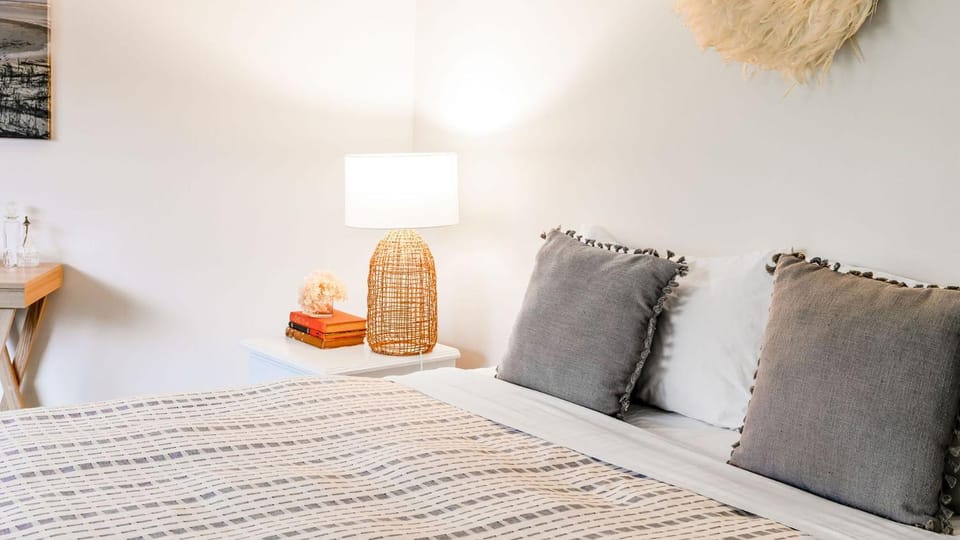 Glossies coastal Retreat Bed and Breakfast in Valla