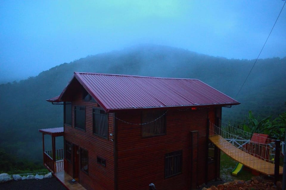 Cabaña vista la roca Chalet in San José Province