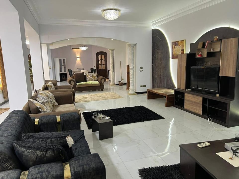كمبوند السلمانيه الشيخ زايد امام مول اركان House in Egypt