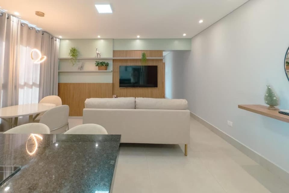 Apto Moderno no Centro de Maringa - TV302 Apartment in Maringá