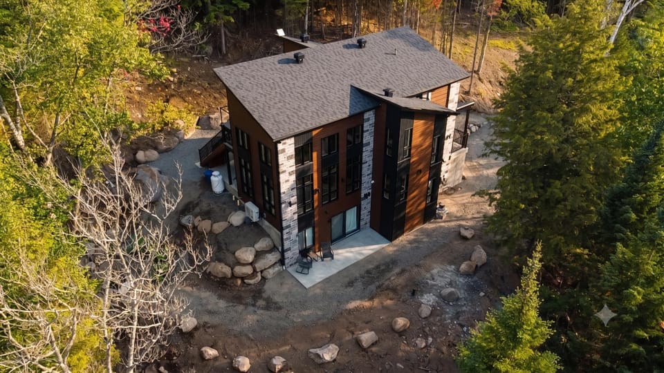 Property building, Natural landscape