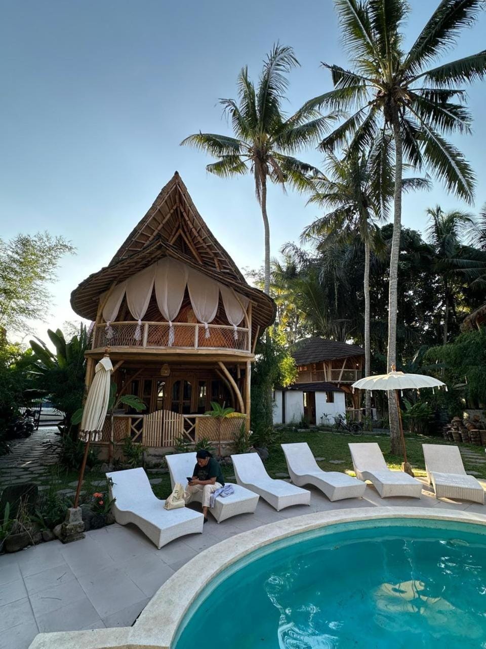 Restaurant/places to eat, Day, Natural landscape, Garden view, Swimming pool