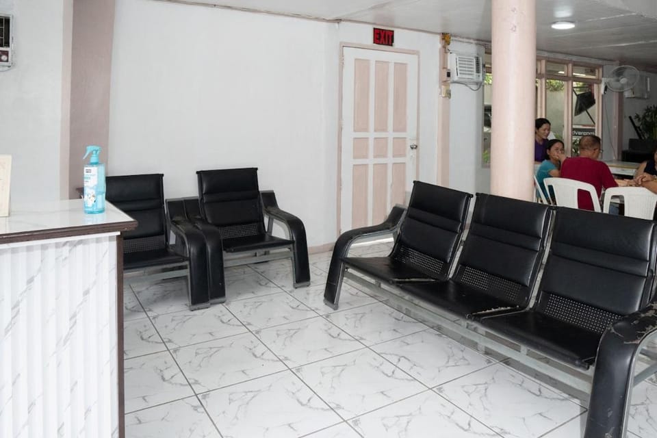 En Pensionne Comfort Apartment in Iloilo City