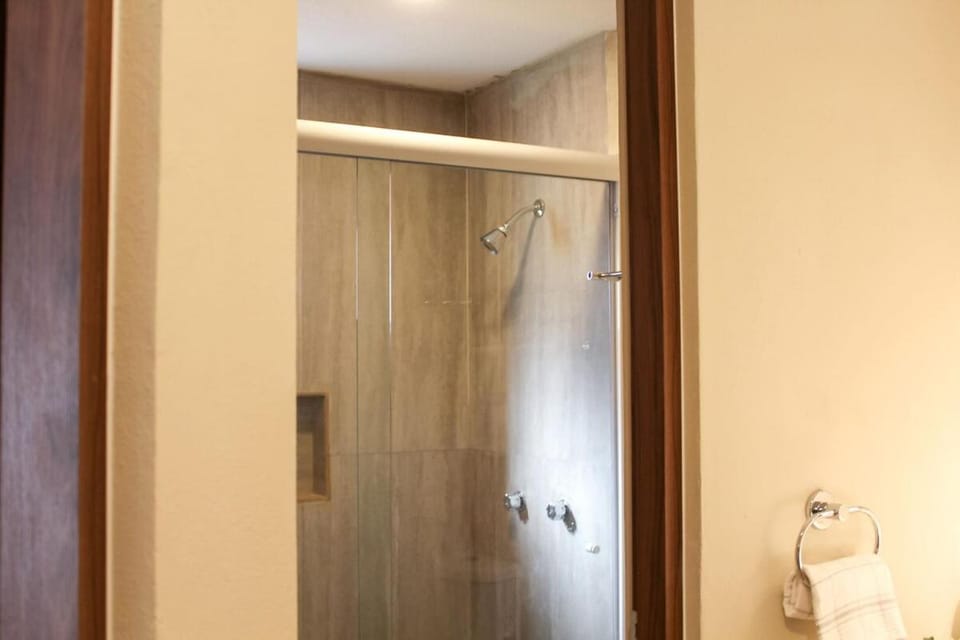 Charming Suite Pool Location AC Apartment in Santiago de Queretaro