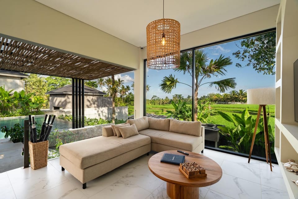 Day, Garden, View (from property/room), Living room, Seating area