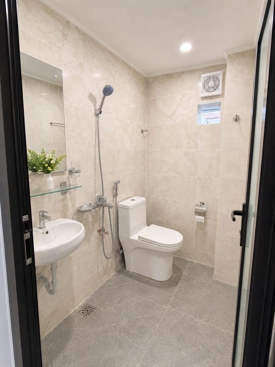 Văn Cao Home and Apartment, gần Lotte Liễu Giai, Hồ Tây Apartment in Hanoi