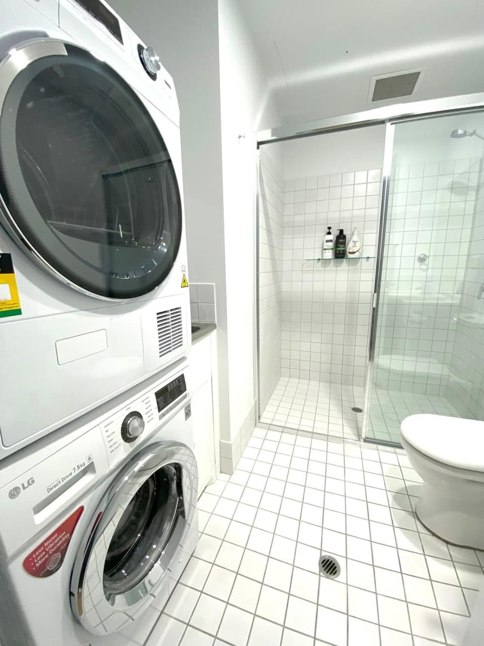 Shower, Bathroom, washing machine, dryer