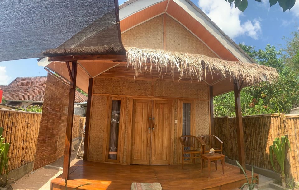 Balee kayuu Bed and Breakfast in Central Sekotong