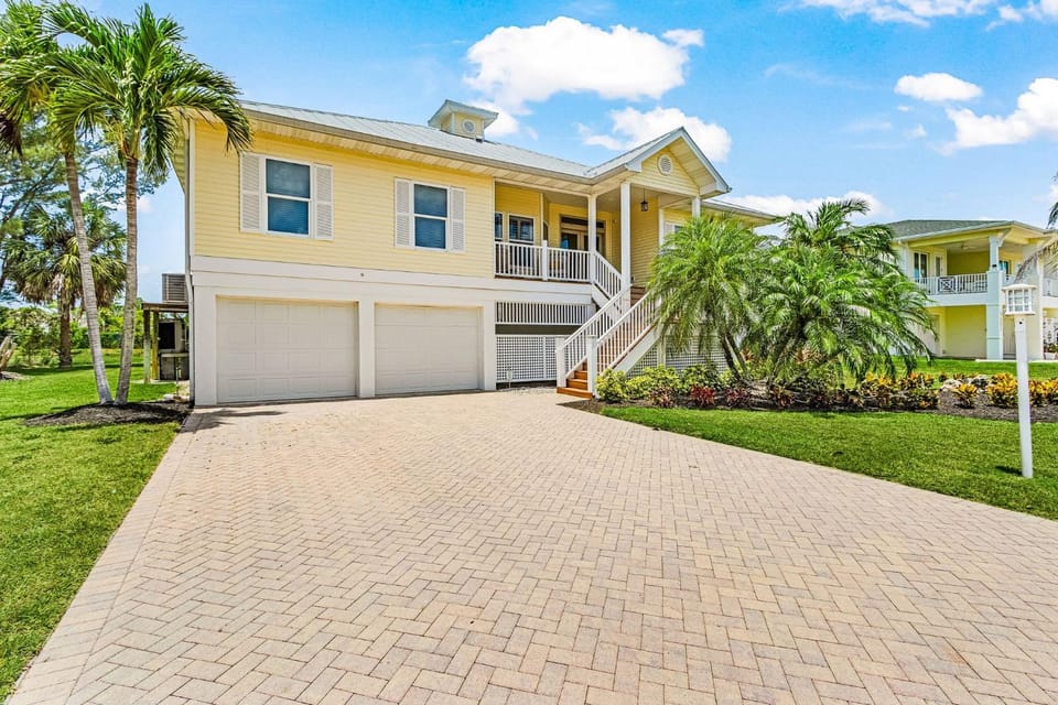 21188 Noddy Tern- 4BR Home with Pool home House in Estero Island