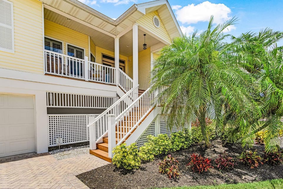 21188 Noddy Tern- 4BR Home with Pool home House in Estero Island