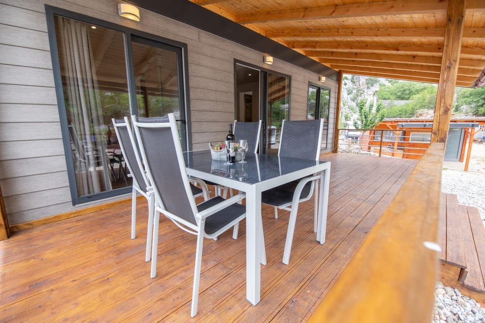 Mobile Home LAVANDA Apartment in Lika-Senj County