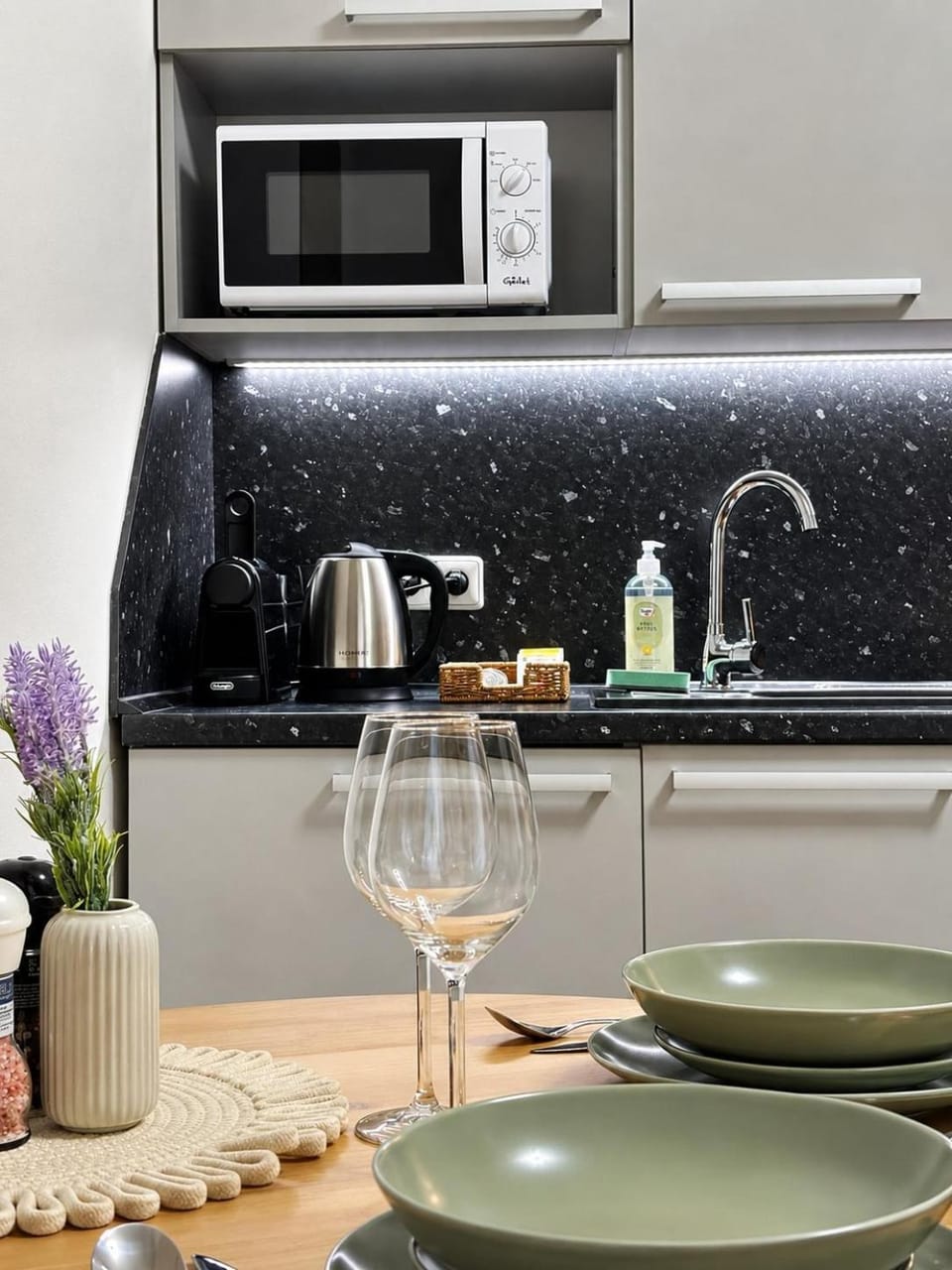 Kitchen or kitchenette