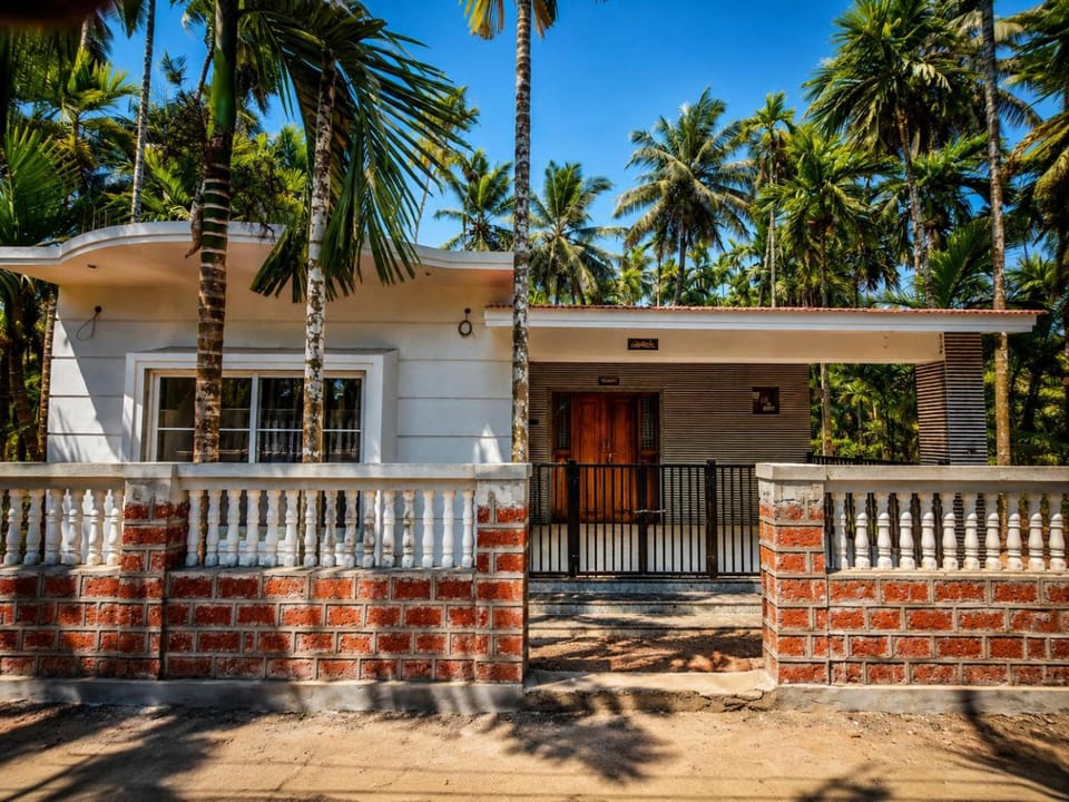 Green horizon villa Villa in Maharashtra