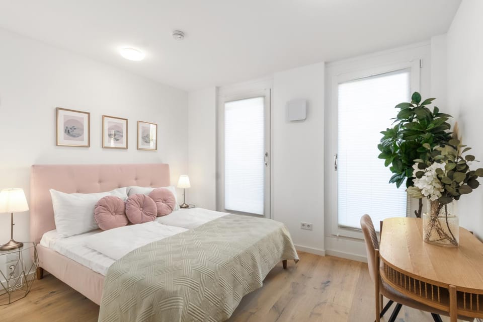 Modern Apartment - AC - 15min to City Apartment in Vienna