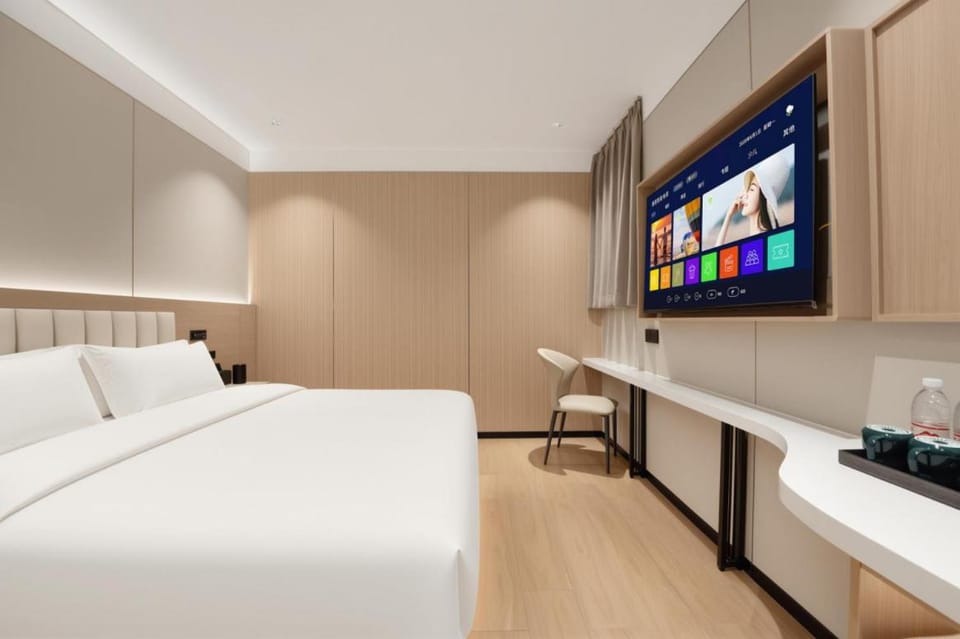 宜诺Plus酒店广州中山大学第一附属医院东山口地铁站店 Hotel in Guangzhou