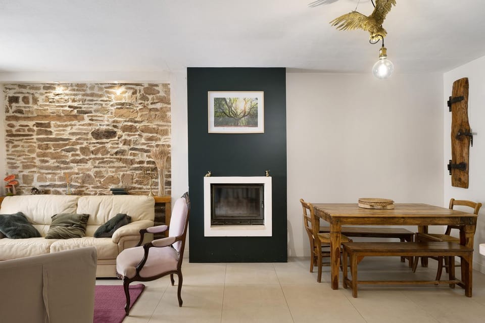 Property building, Living room