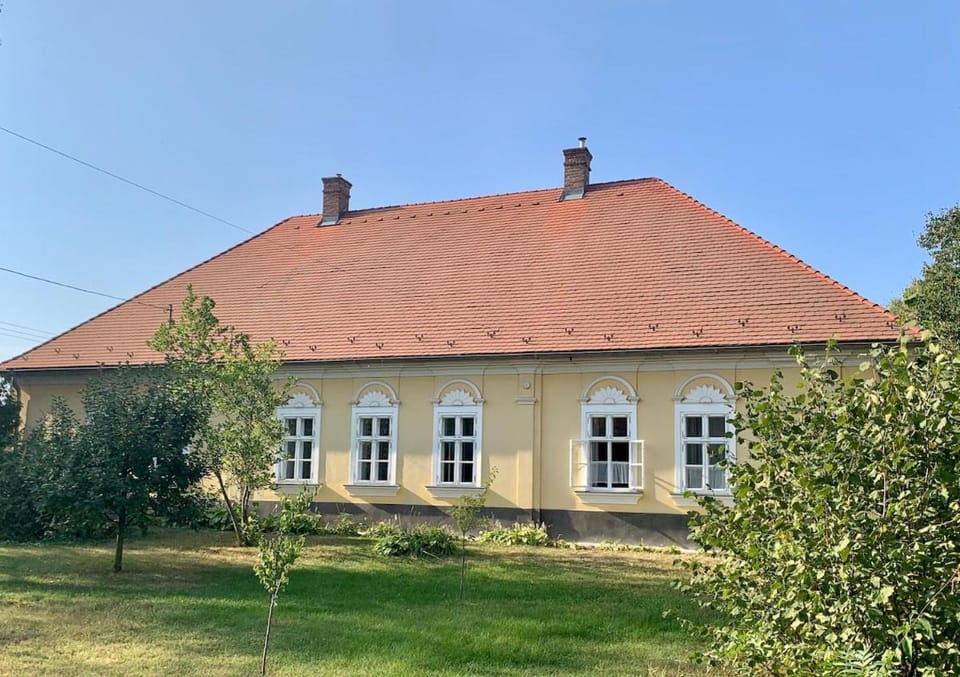 Property building, Garden, Garden view