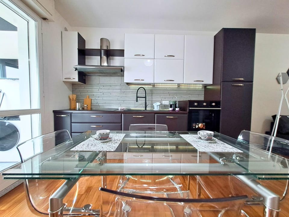 Luxury Jacuzzi Escape Poetto - by Domorent Apartment in Quartu Sant'Elena