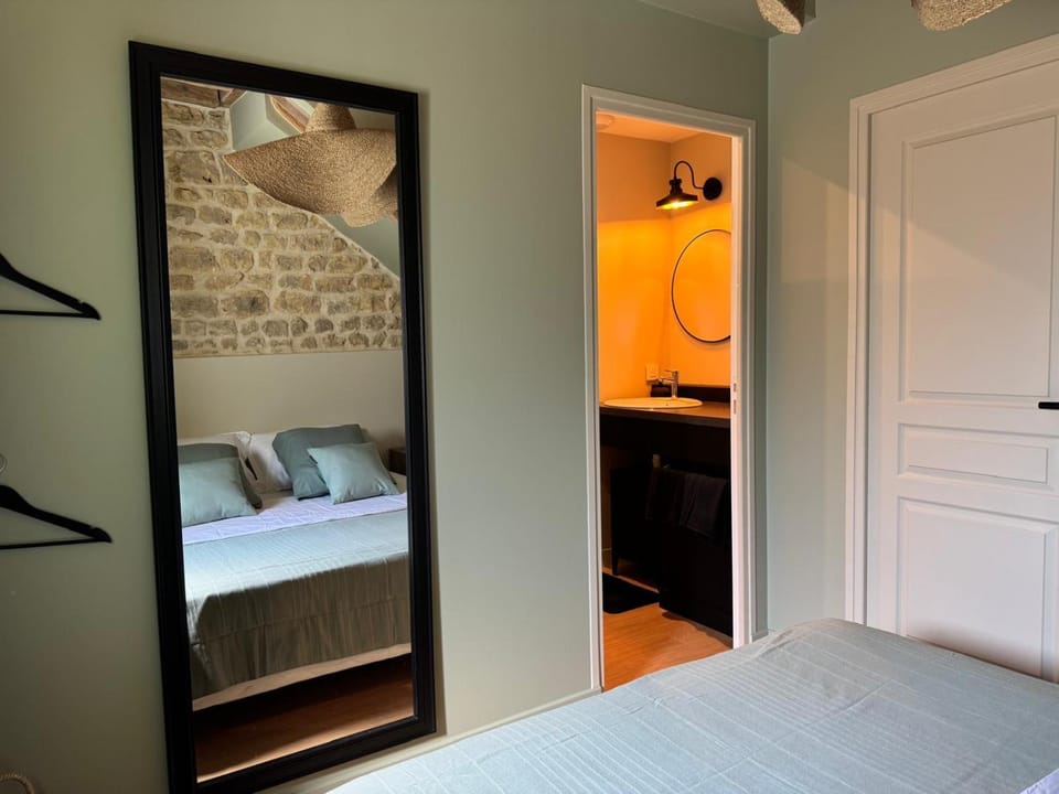 Bathroom, Bedroom