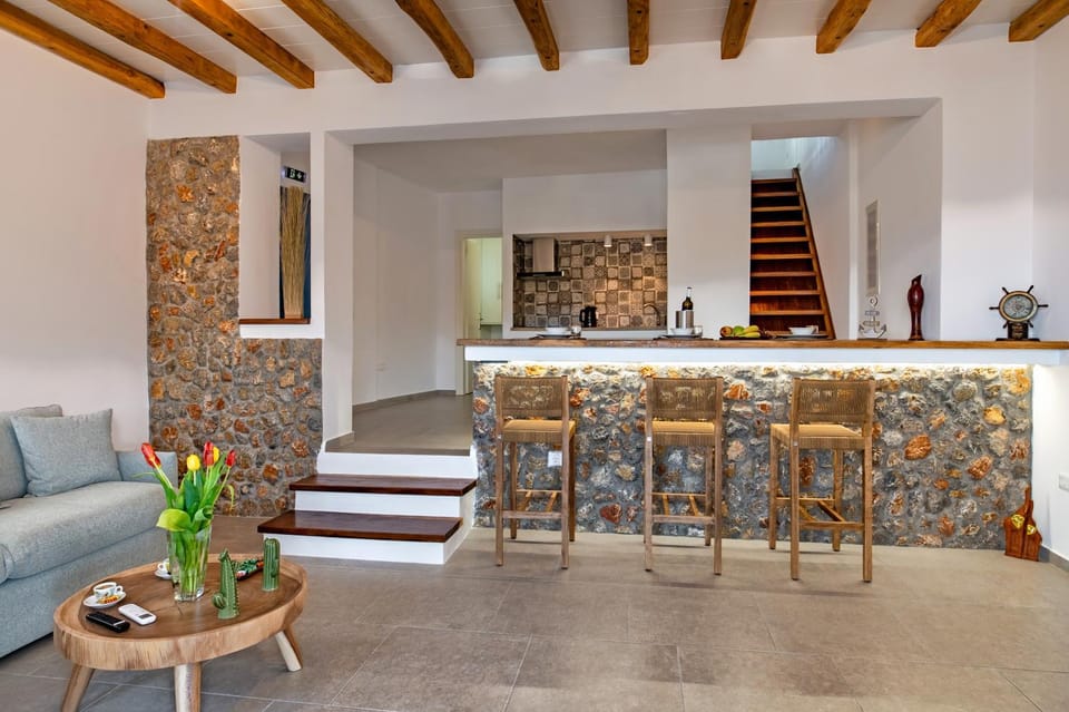 Elias Suites Villa in Decentralized Administration of the Aegean