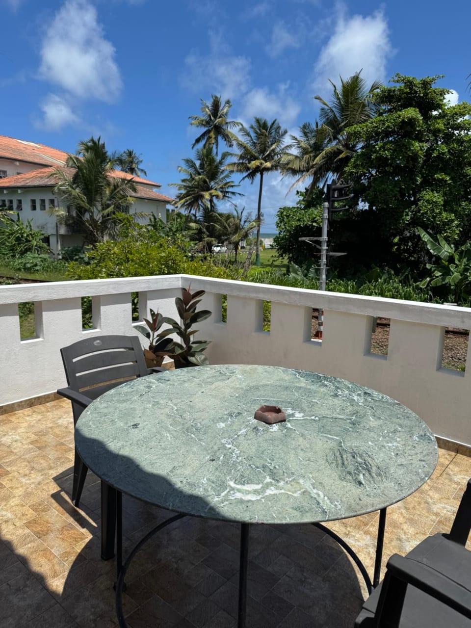 Ram s Holiday Home Upstairs Apartment in Hikkaduwa