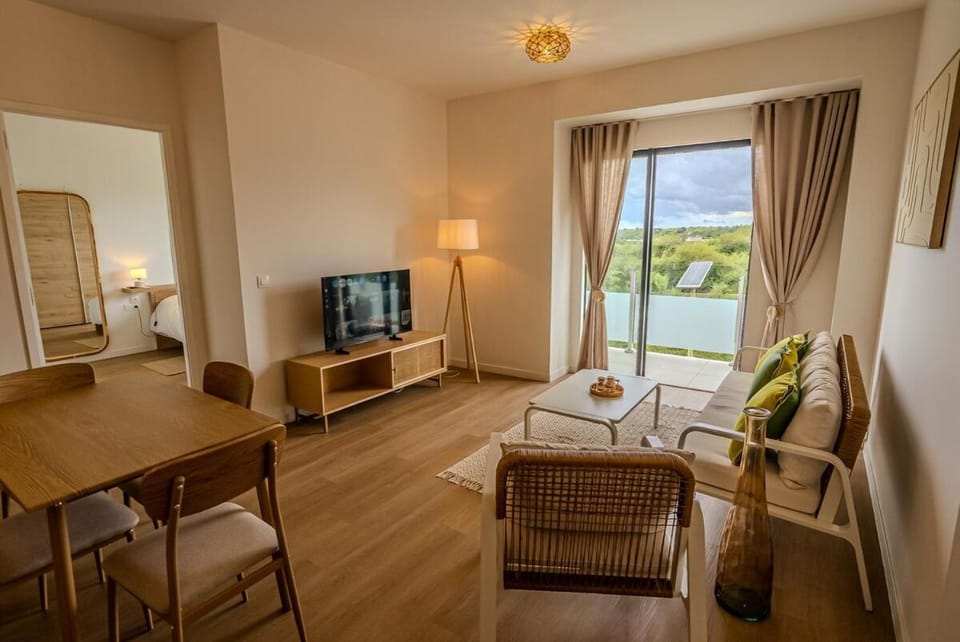 Tamarin Center - 2BR - Beach in 5 Min Apartment in Rivière Noire District, Mauritius