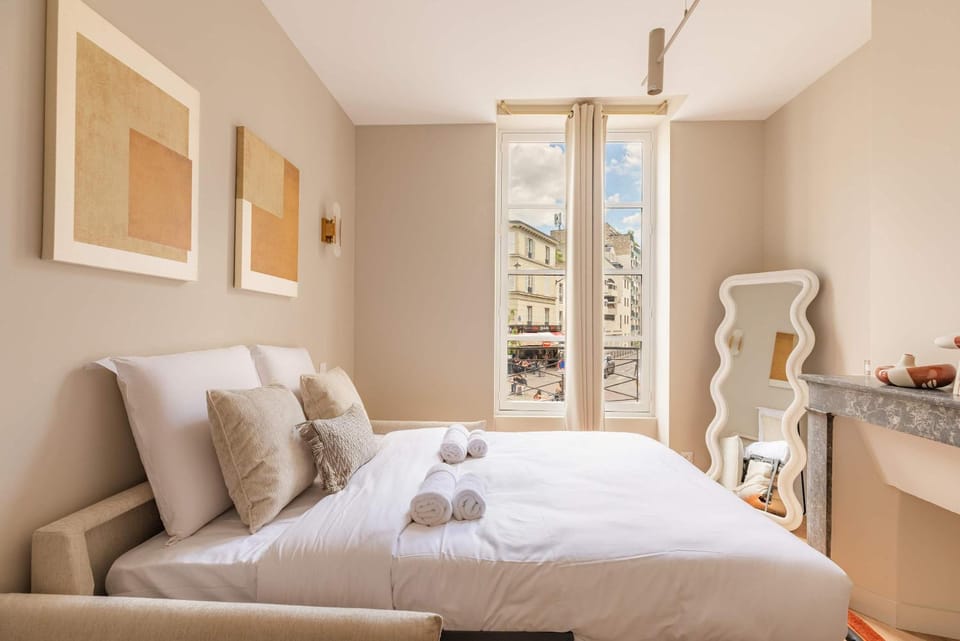 Appartement design et neuf, Panthéon Apartment in Paris