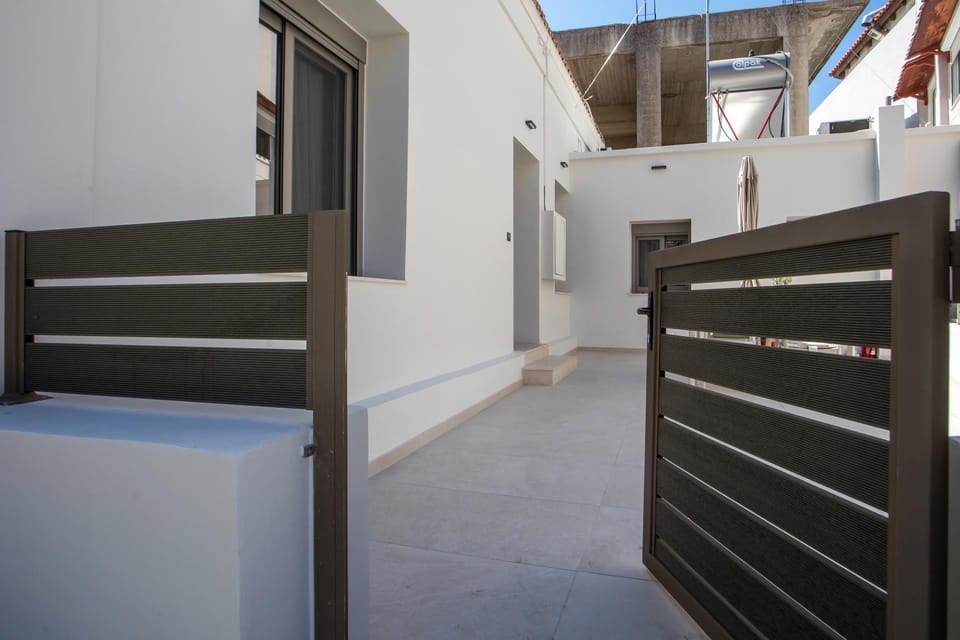 Nostos Rhodes Traditional Apartment in Kremasti