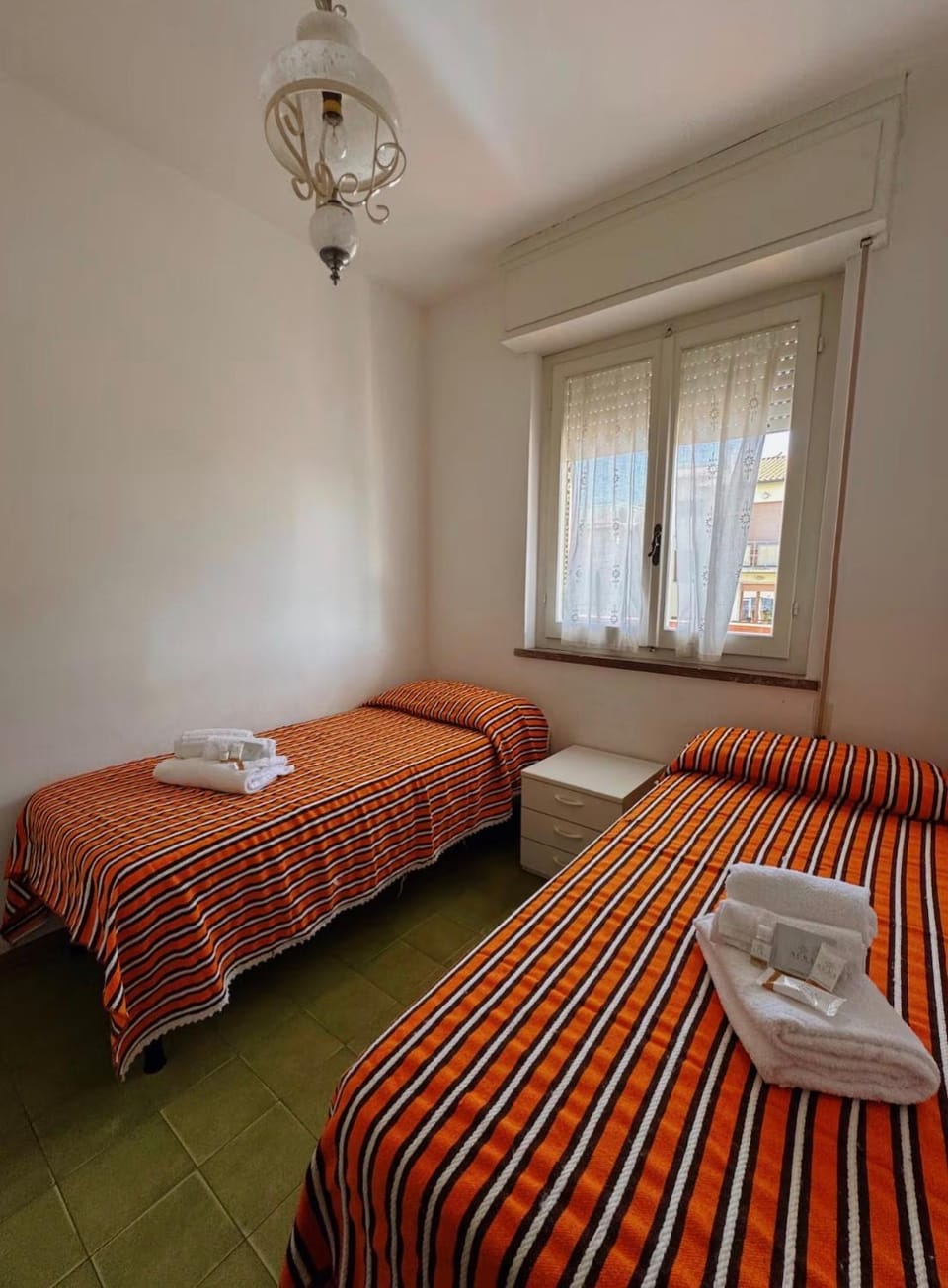 Bed, Bedroom, locker, towels