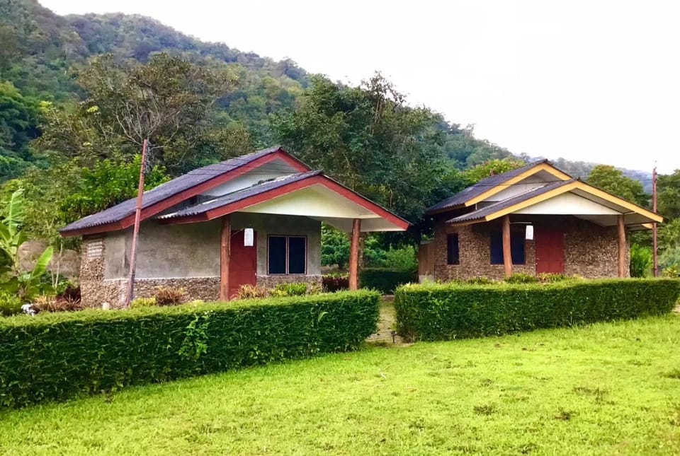 ดอยล้อมฟาร์มสเตย์ Villa in Thailand
