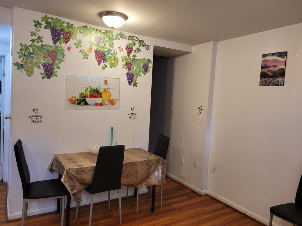 Entire 1 bedroom in Forest hills Apartment in Forest Hills