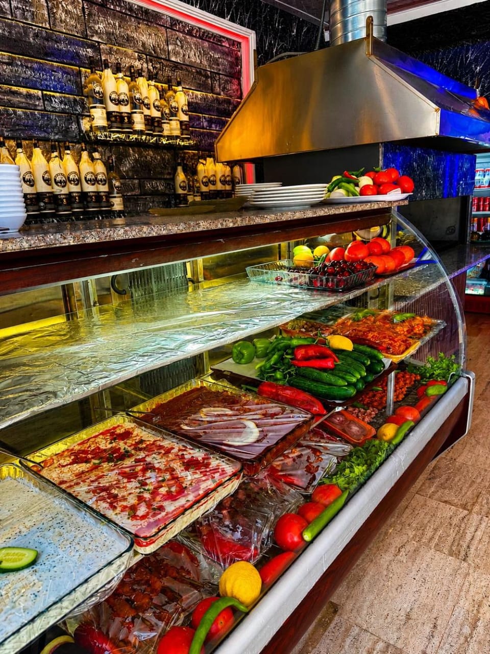 Food and drinks, Food