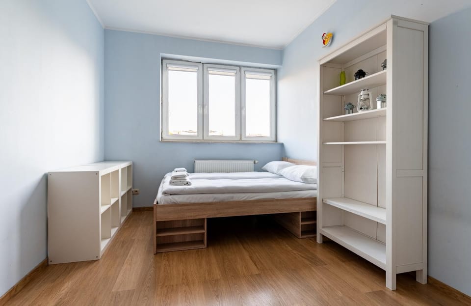 Bed, Photo of the whole room, Bedroom, towels, wardrobe
