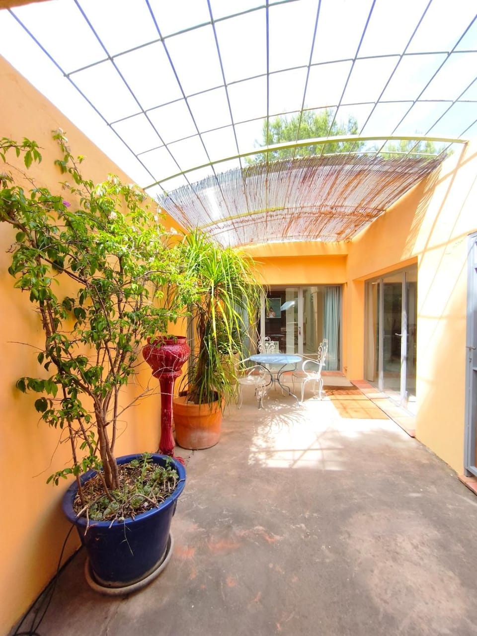 Property building, Garden view