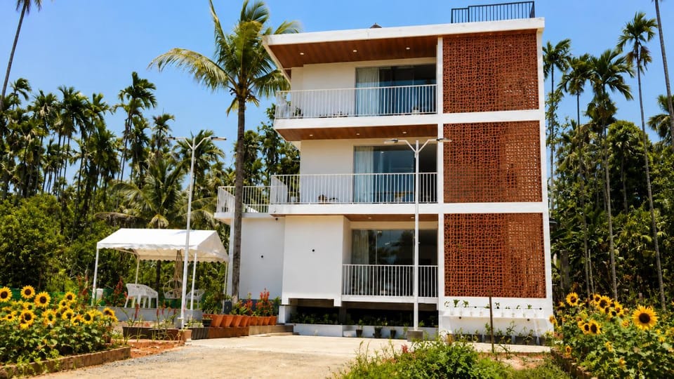 Property building, Garden