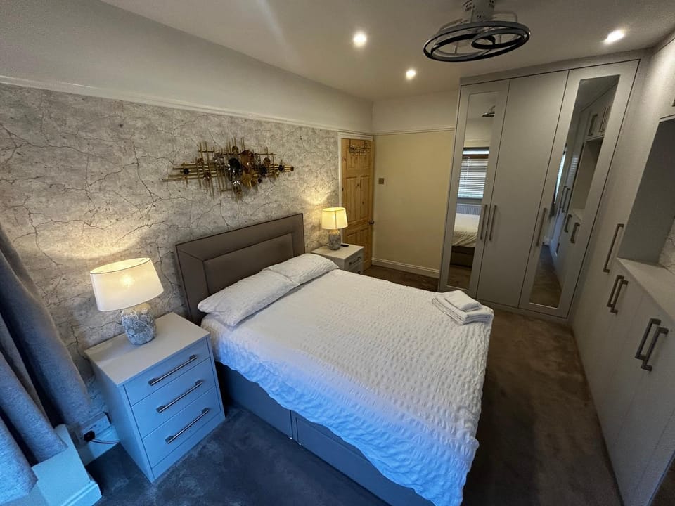 Family retreat House in Chester