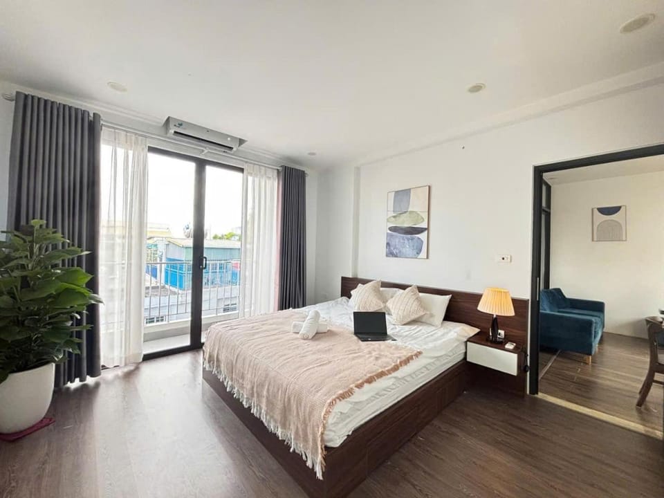 West Lake & Lotte Residence, 200m to West Lake & Lotte Mall Apartment in Hanoi