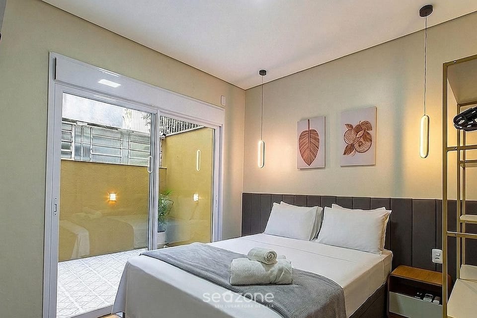 Bed, View (from property/room), Balcony/Terrace, Bedroom
