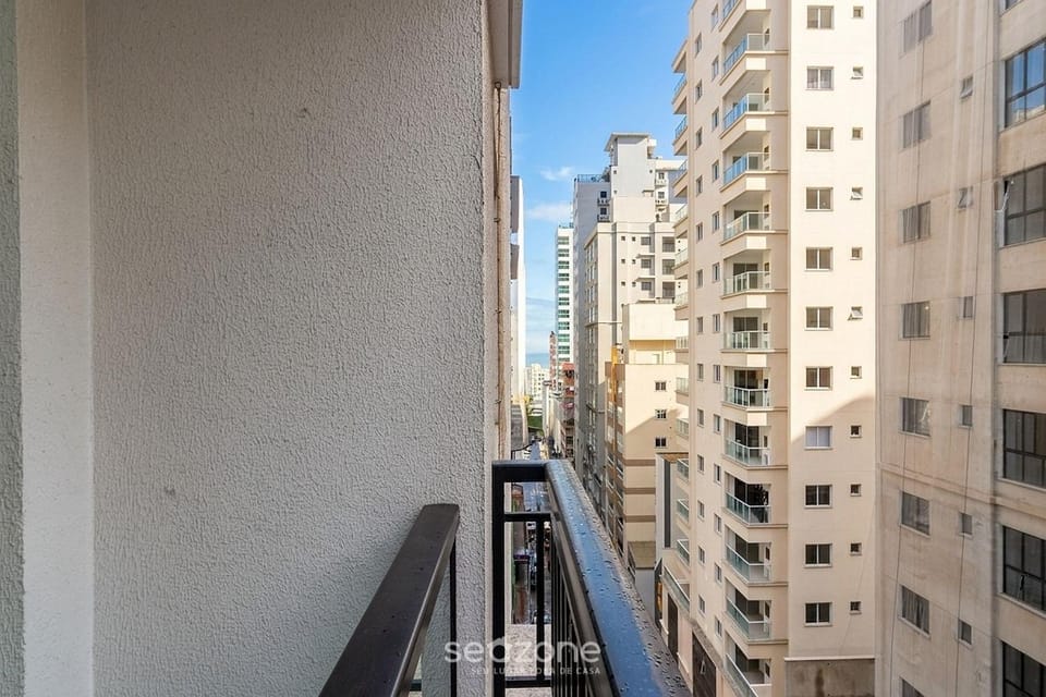 Balcony/Terrace, City view