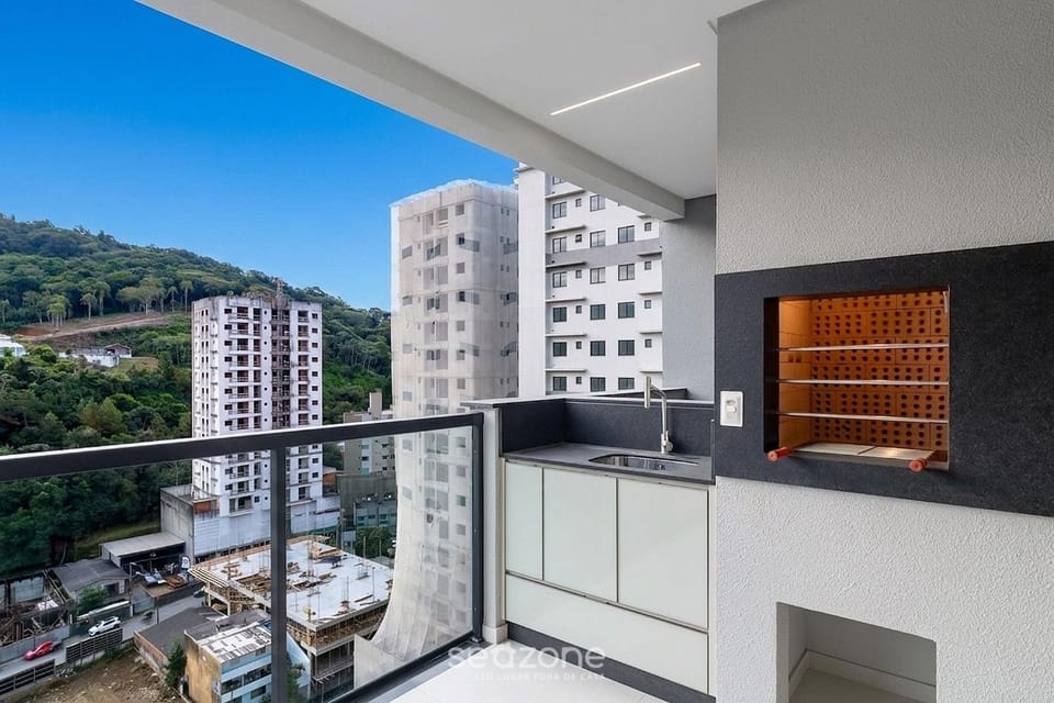 BBQ facilities, Balcony/Terrace, City view, Mountain view
