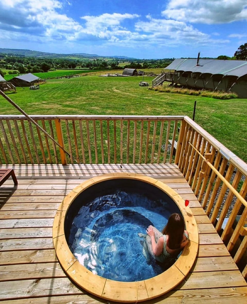 Natural landscape, Hot Tub