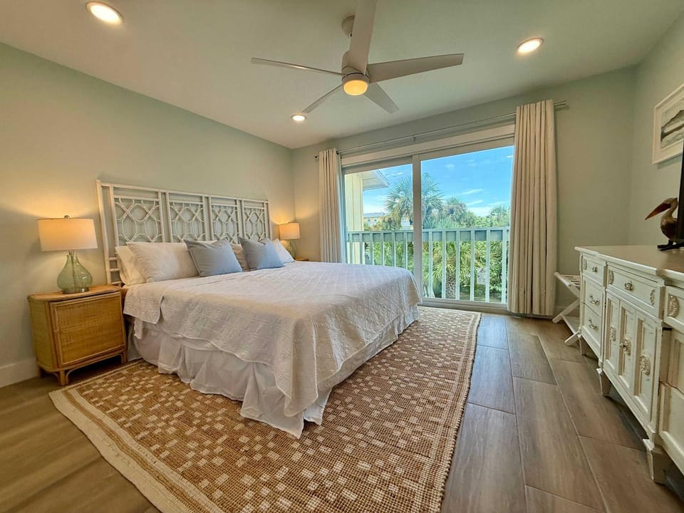 Susie's LGI - Free Ferry and Golf Cart House in Little Gasparilla
