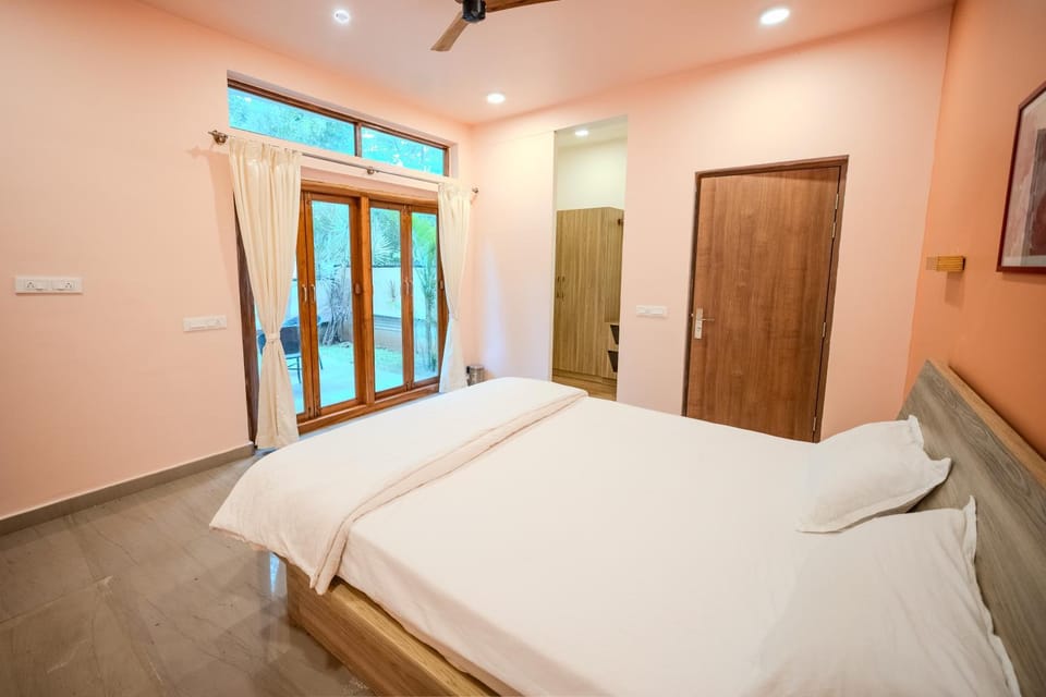 Bed, Photo of the whole room, Bedroom, wardrobe