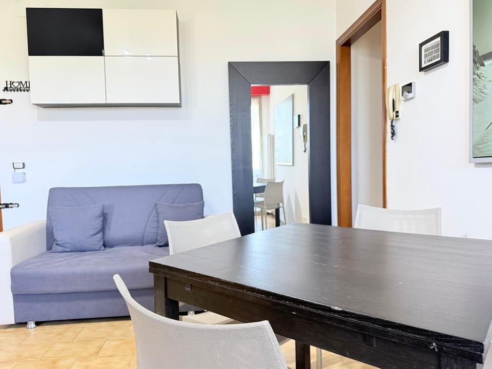 SE279 - Marotta, trilocale a due passi dalla spiaggia, con posto auto Apartment in Marotta