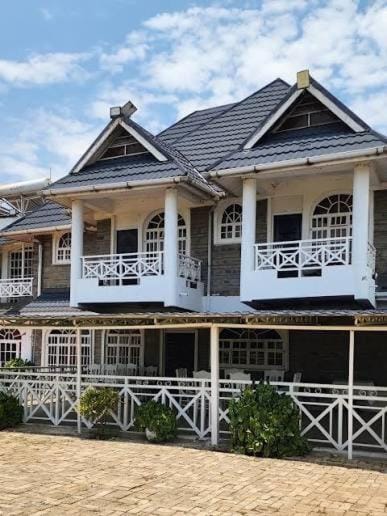 Balmoral Palace Kisumu Hotel in Kenya